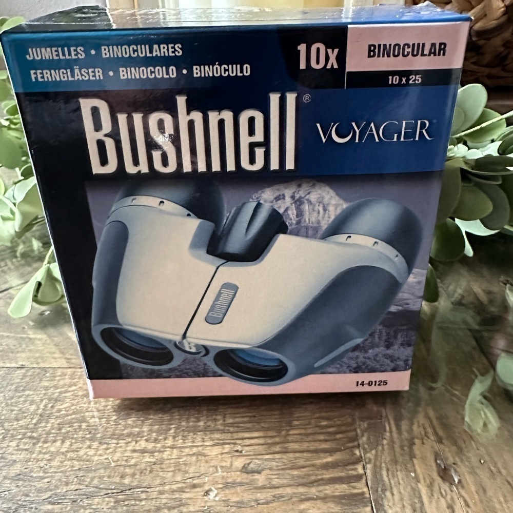 Bushnell Voyager 10x25 Porro Prism Binoculars 140125